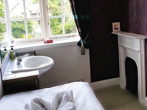 Rosemead Guest House Claygate Eksteriør bilde
